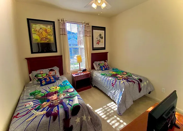 Family Vacation House At Resort
